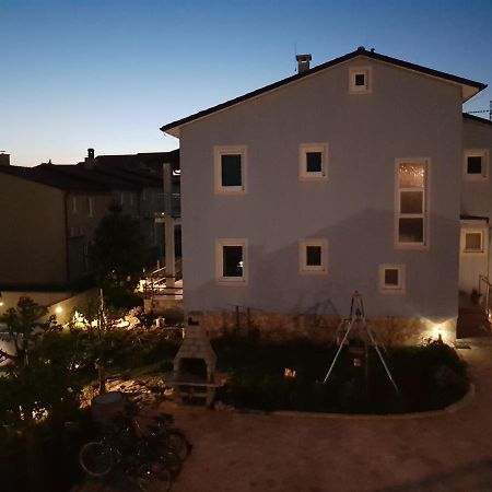 Appartement Mateo Barbariga Exterior foto